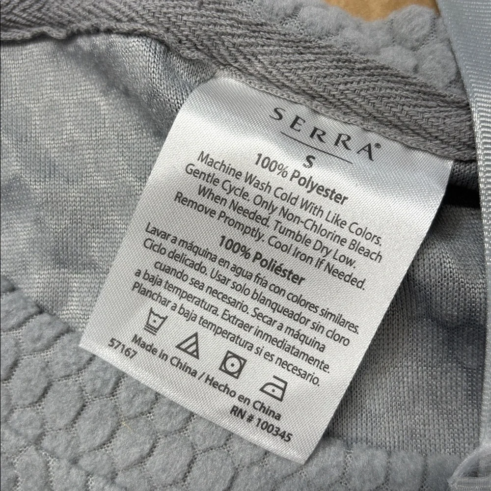 Serra fleece 2 piece set in Soft Gray & white Fleece Pajama Set small nwt